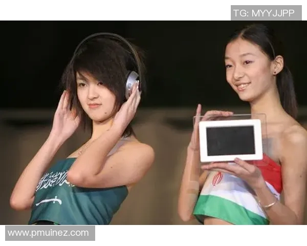 短发魅力足球女星展现个性与风采的完美结合 短发魅力足球女星展现个性与风采的完美结合