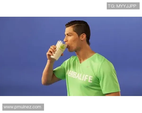 足球明星高清壁纸精选多张展示尽显球场风采与魅力